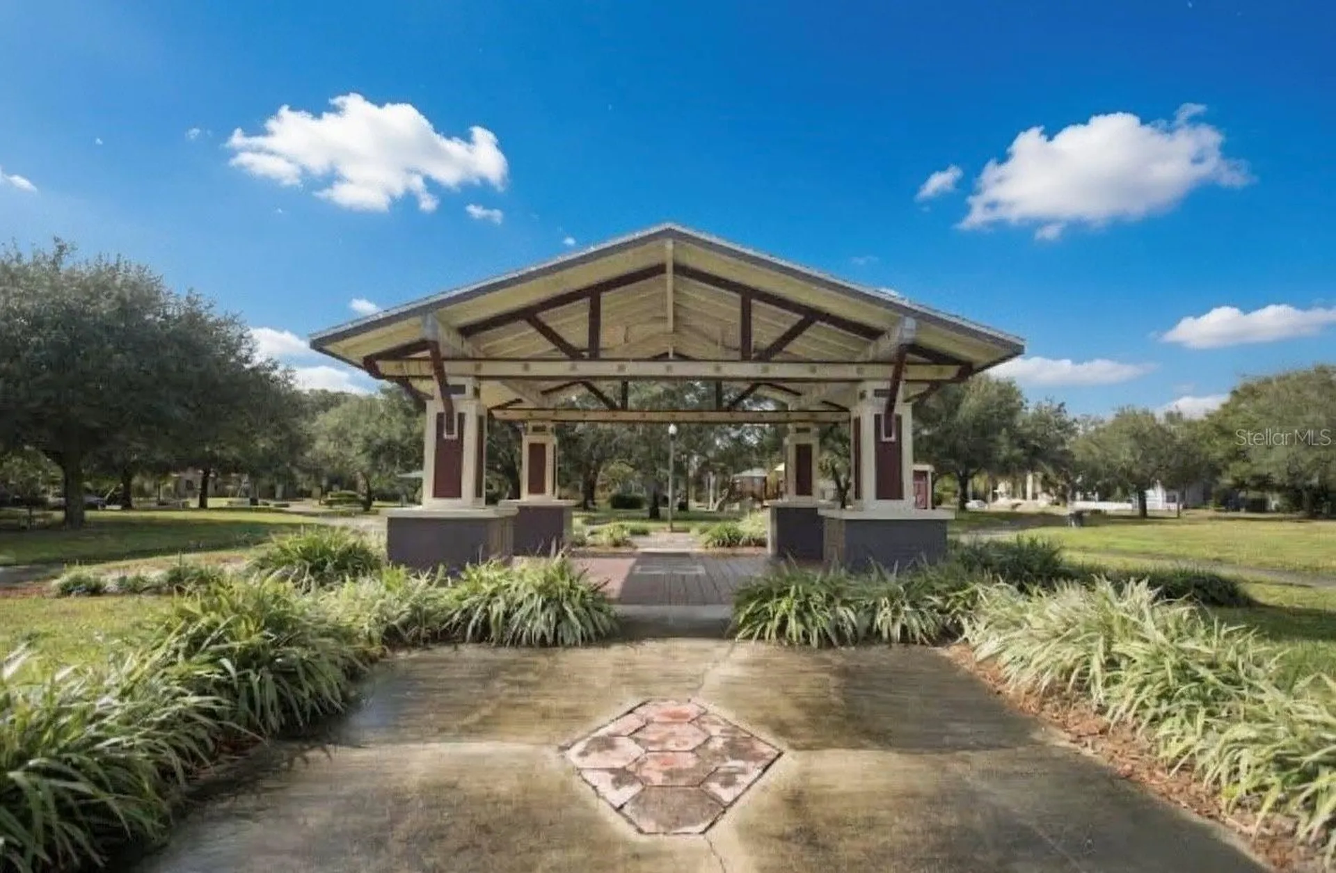 2825 3rd Avenue N St Petersburg FL 33713