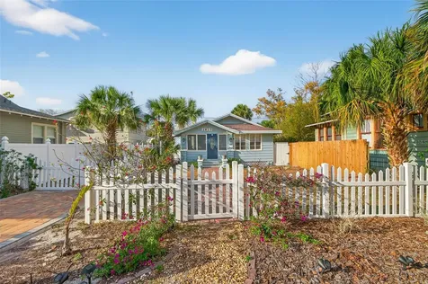 2825 3rd Avenue N St Petersburg FL 33713