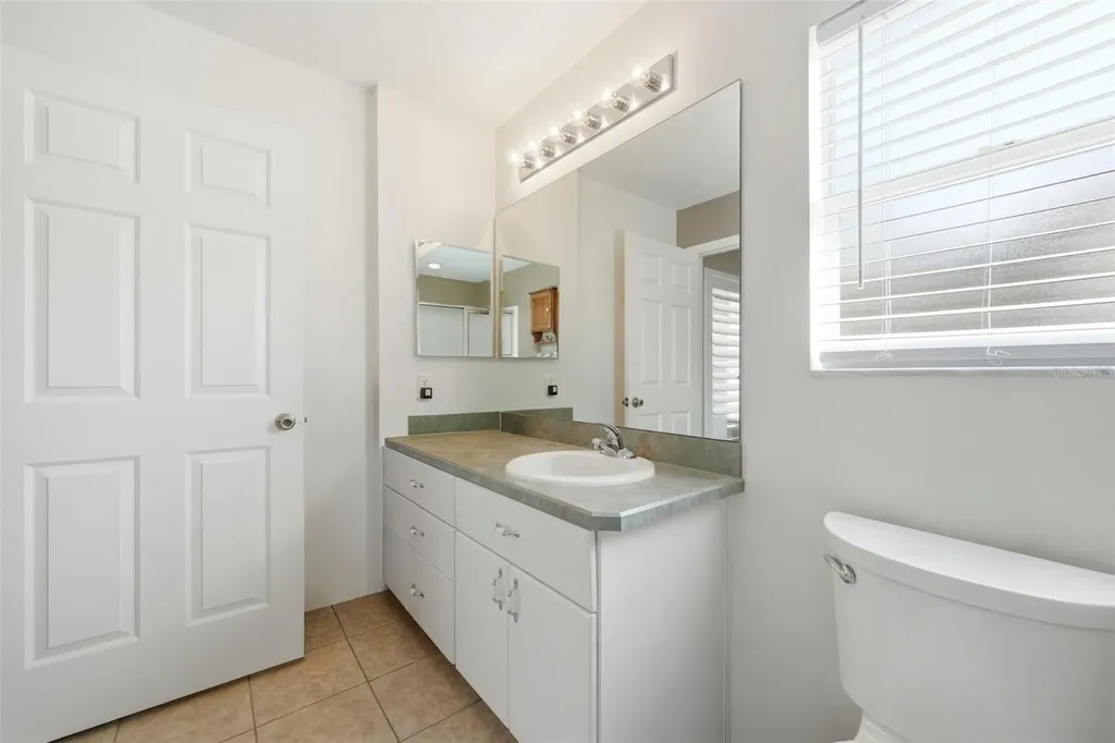 5135 Indian Ocean Loop Tavares FL 32778