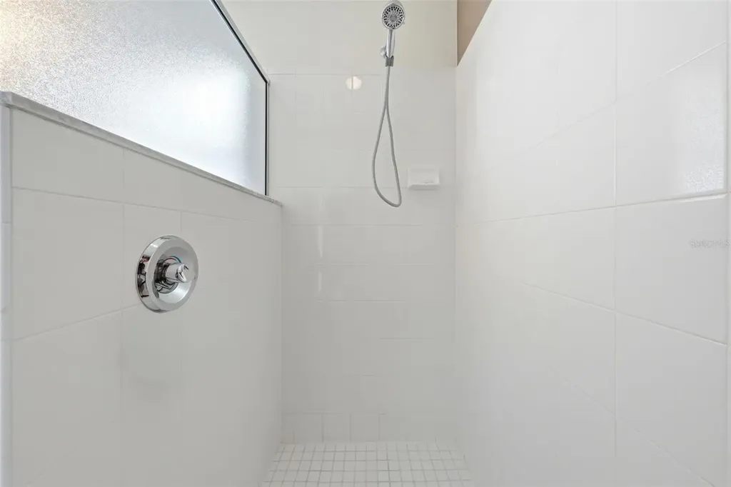5135 Indian Ocean Loop Tavares FL 32778
