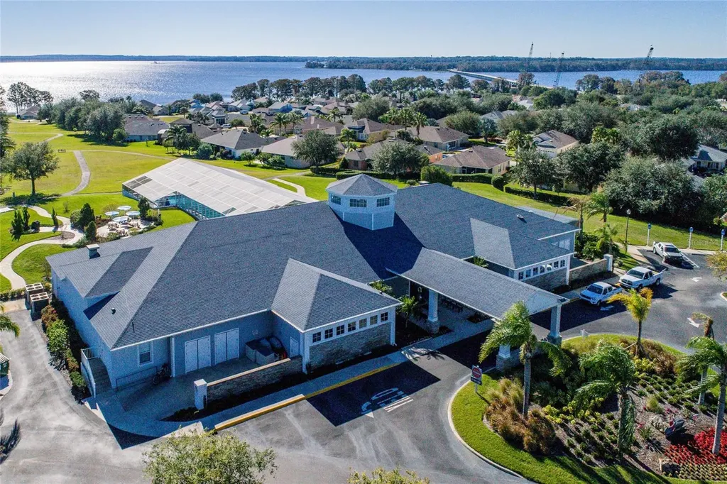 5135 Indian Ocean Loop Tavares FL 32778