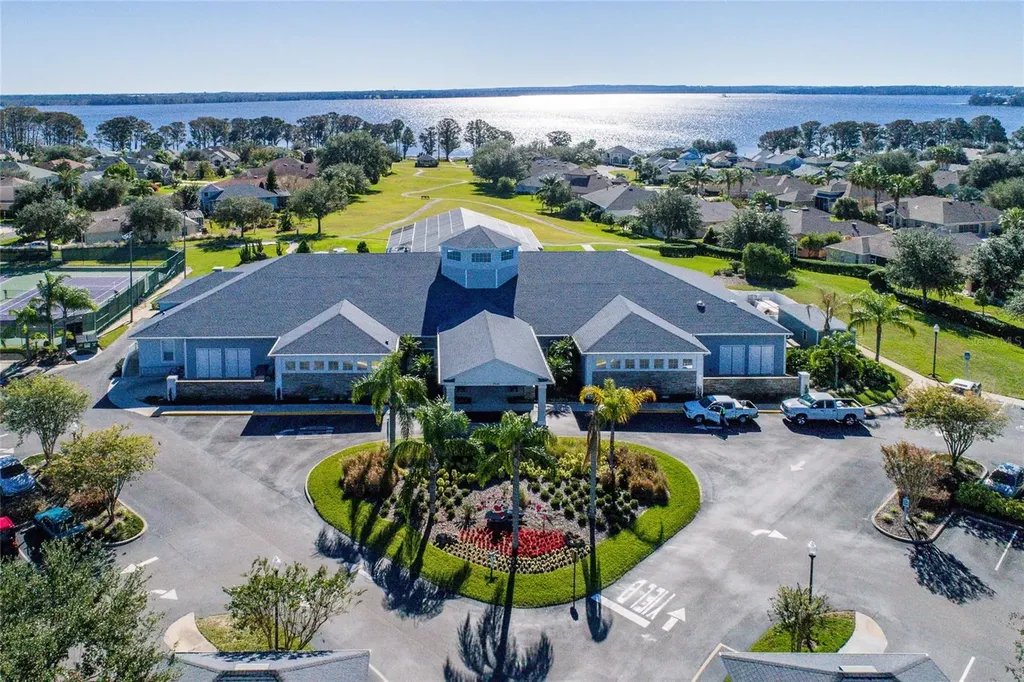 5135 Indian Ocean Loop Tavares FL 32778
