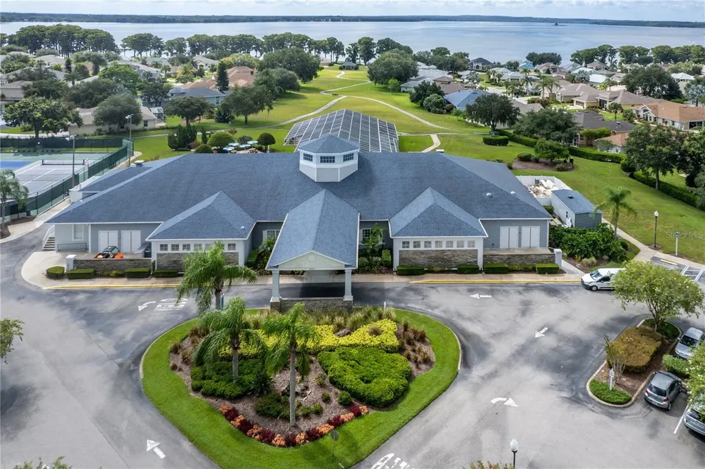 5135 Indian Ocean Loop Tavares FL 32778