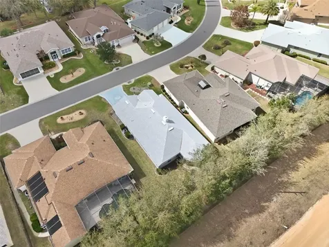 5135 Indian Ocean Loop Tavares FL 32778