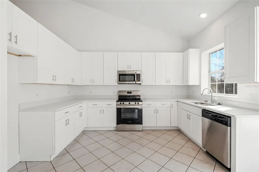 7000 Stonehedge Drive Orlando FL 32819