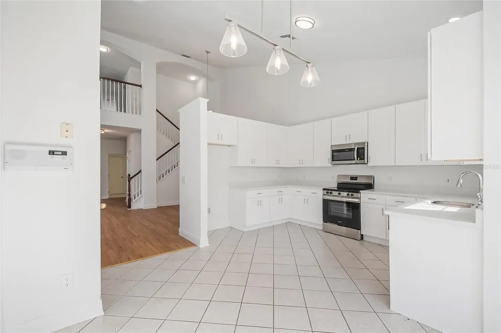 7000 Stonehedge Drive Orlando FL 32819