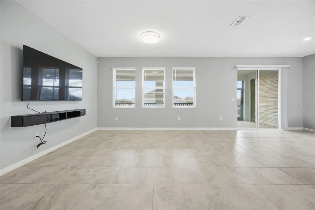 1131 Dora Parc Lane Mount Dora FL 32757