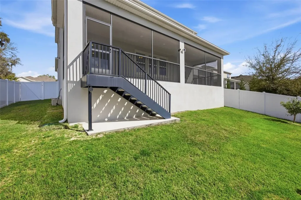 1131 Dora Parc Lane Mount Dora FL 32757