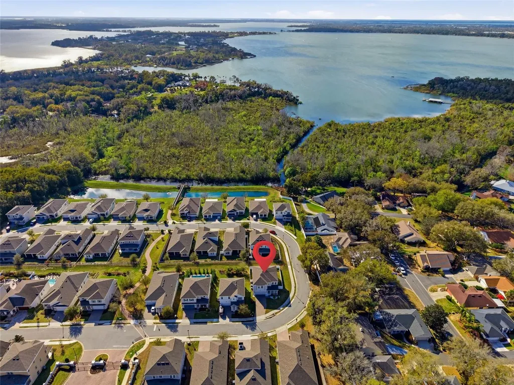 1131 Dora Parc Lane Mount Dora FL 32757