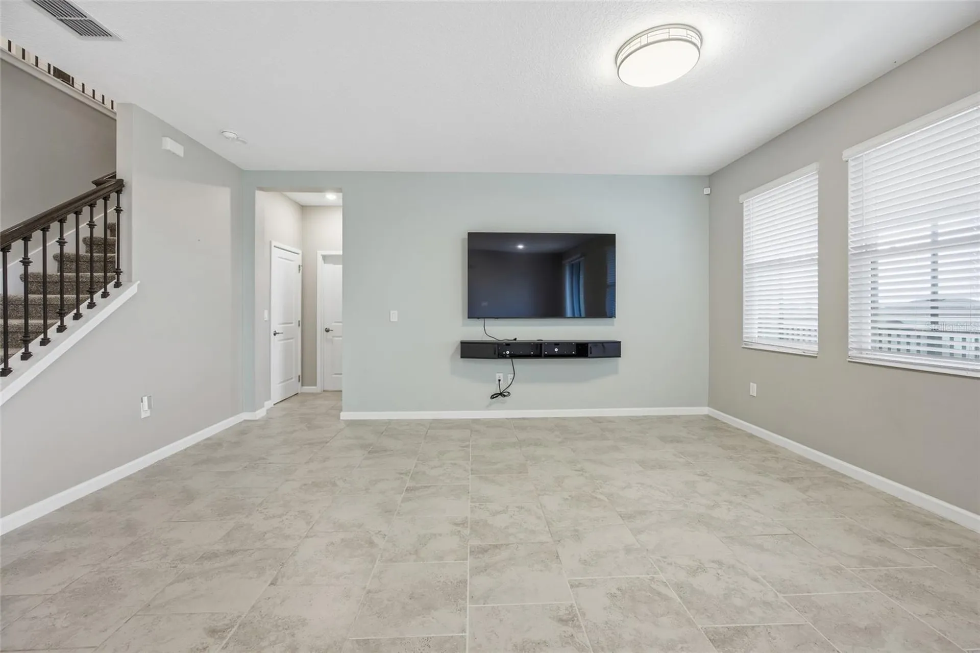 1131 Dora Parc Lane Mount Dora FL 32757