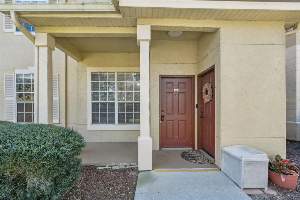 825 Grand Regency Point Altamonte Springs FL 32714