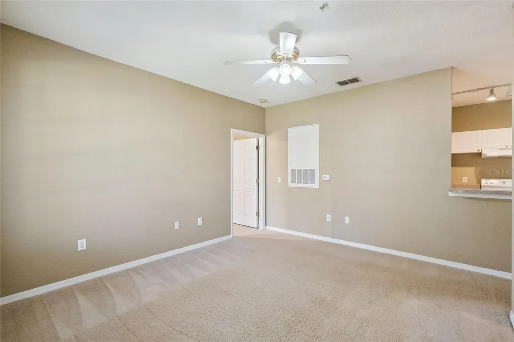 825 Grand Regency Point Altamonte Springs FL 32714