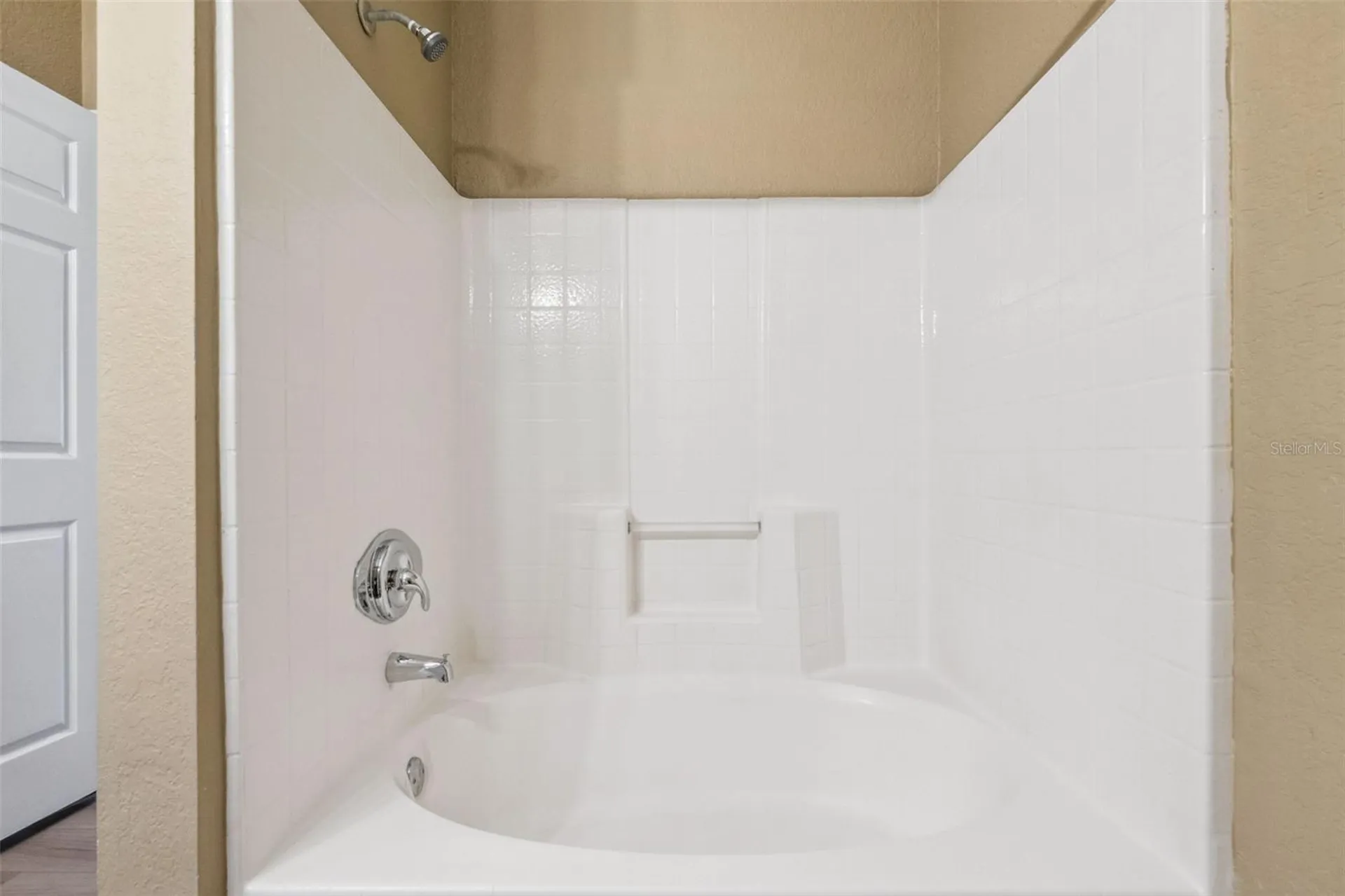 825 Grand Regency Point Altamonte Springs FL 32714