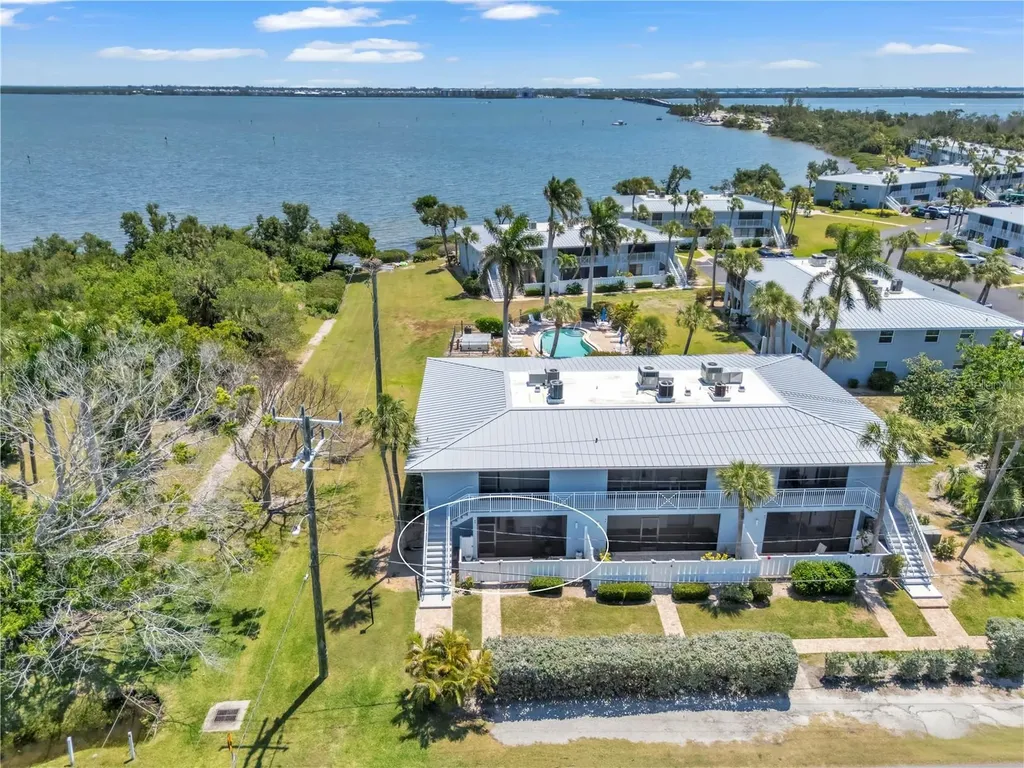 600 Manatee Avenue Holmes Beach FL 34217