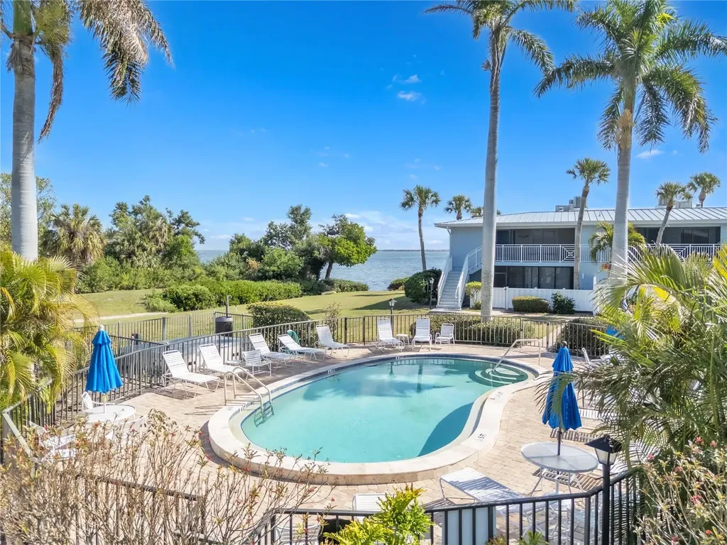 600 Manatee Avenue Holmes Beach FL 34217