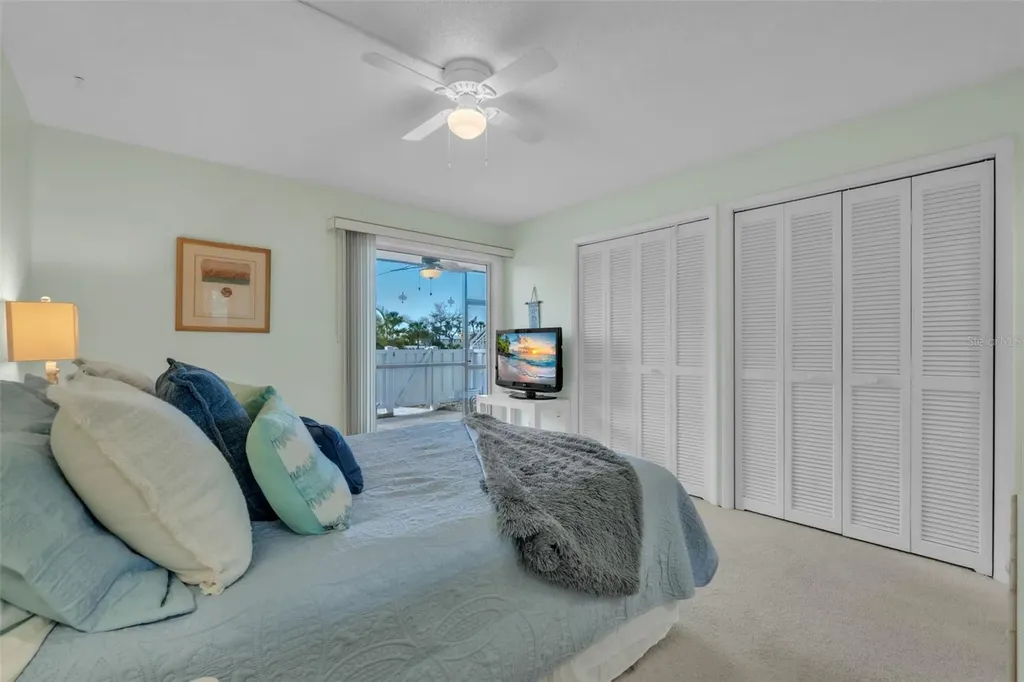 600 Manatee Avenue Holmes Beach FL 34217