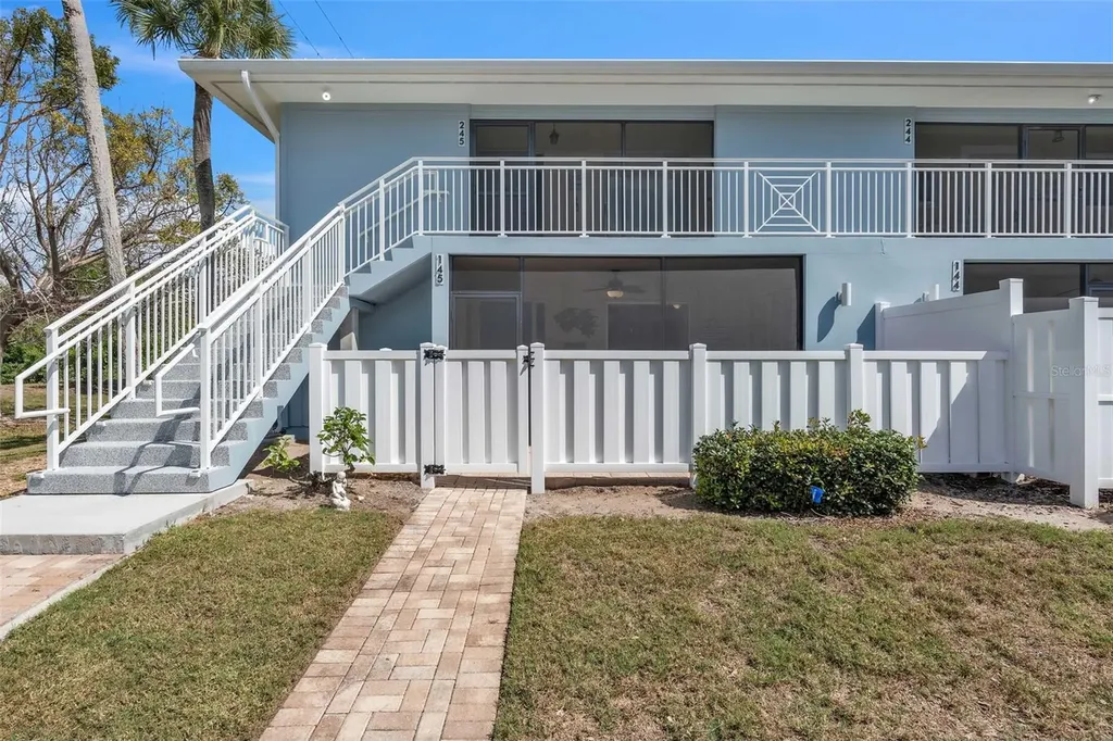 600 Manatee Avenue Holmes Beach FL 34217