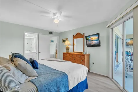600 Manatee Avenue Holmes Beach FL 34217