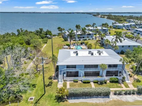 600 Manatee Avenue Holmes Beach FL 34217