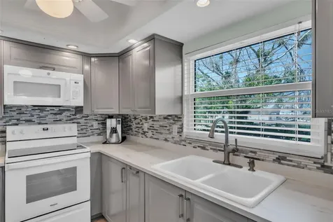 600 Manatee Avenue Holmes Beach FL 34217