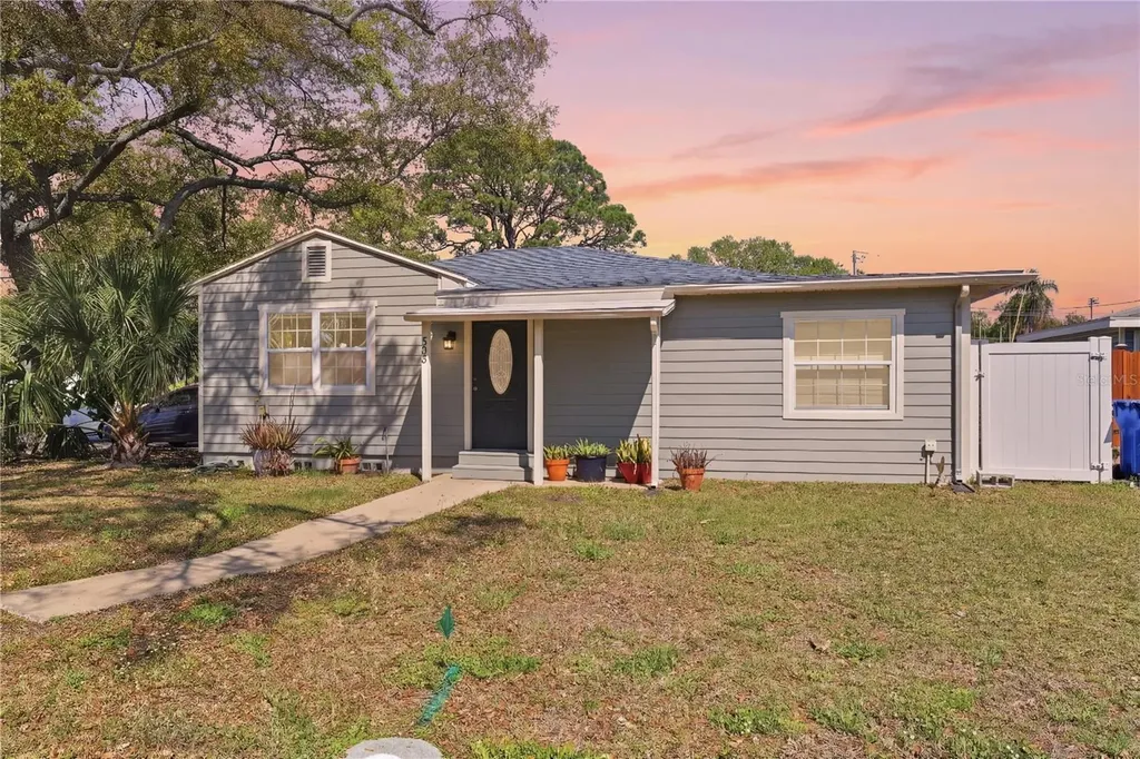 733 61st Avenue NE St Petersburg FL 33703