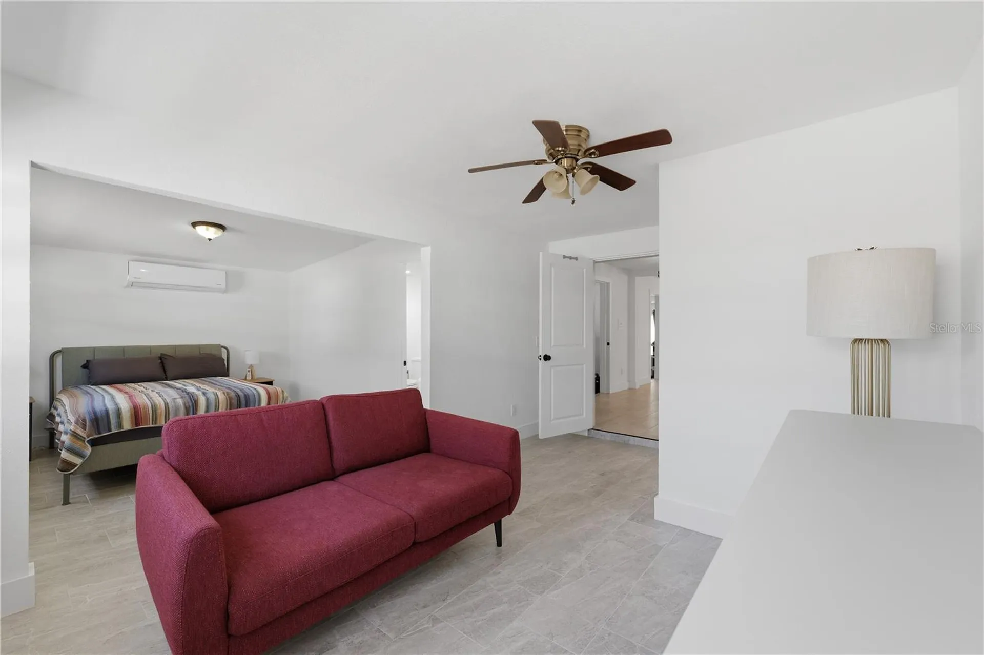 733 61st Avenue NE St Petersburg FL 33703