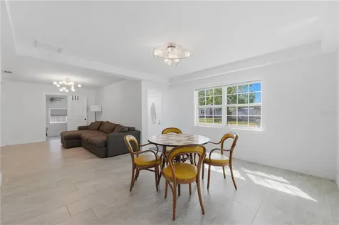 733 61st Avenue NE St Petersburg FL 33703