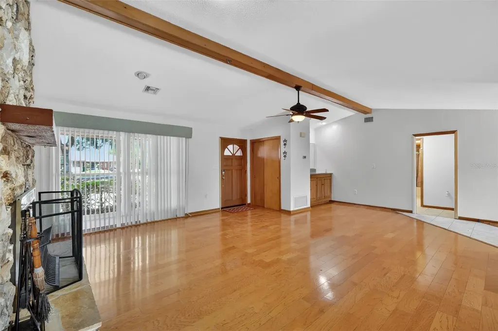 50 W Court Drive Eustis FL 32726