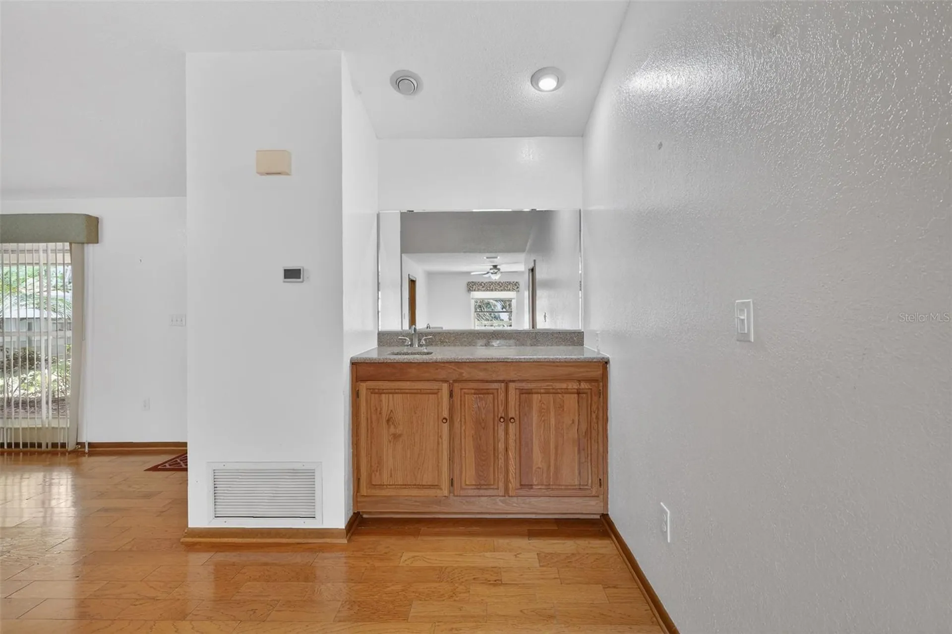 50 W Court Drive Eustis FL 32726