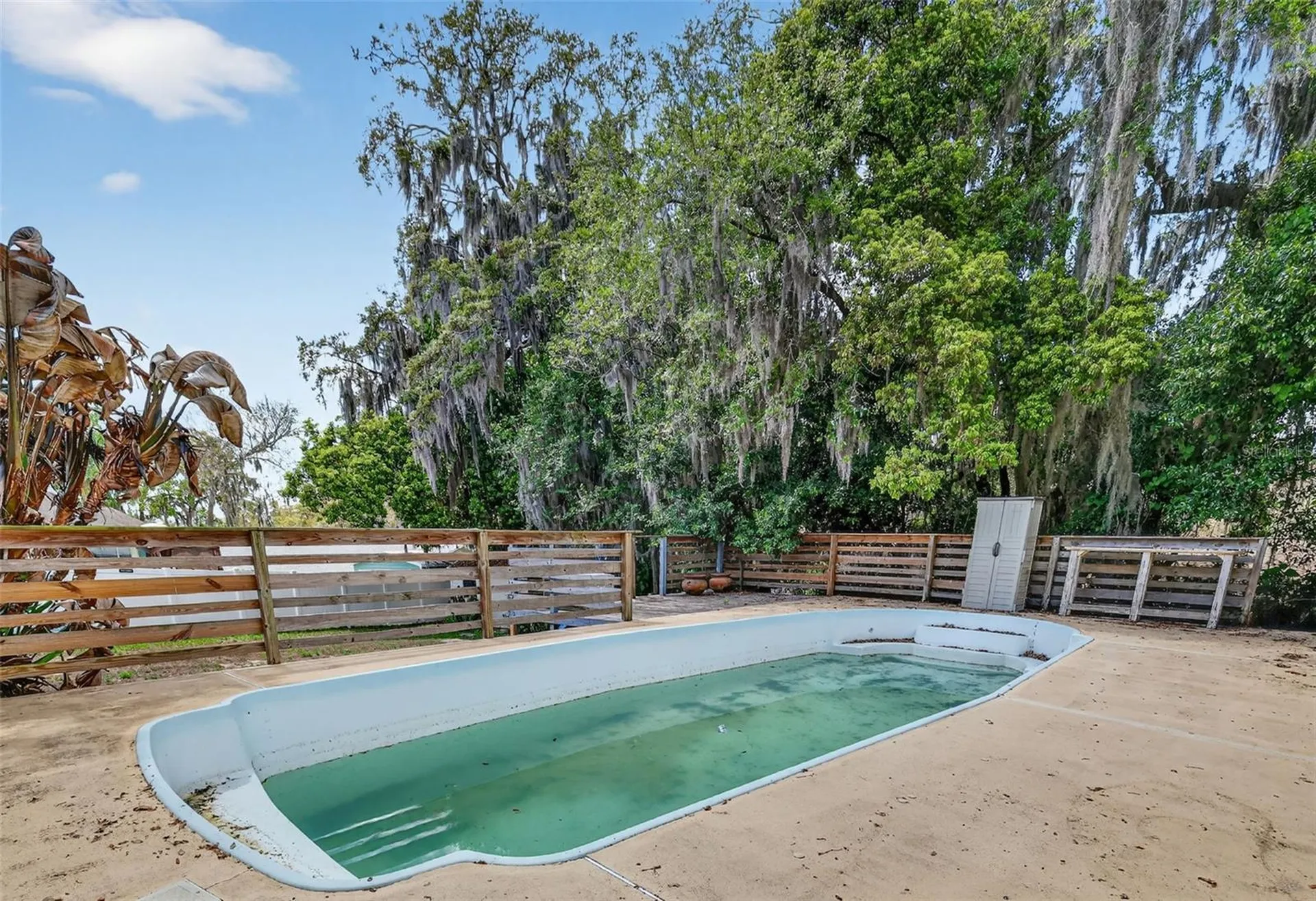 50 W Court Drive Eustis FL 32726
