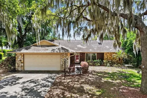 50 W Court Drive Eustis FL 32726