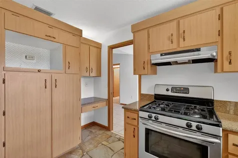 50 W Court Drive Eustis FL 32726