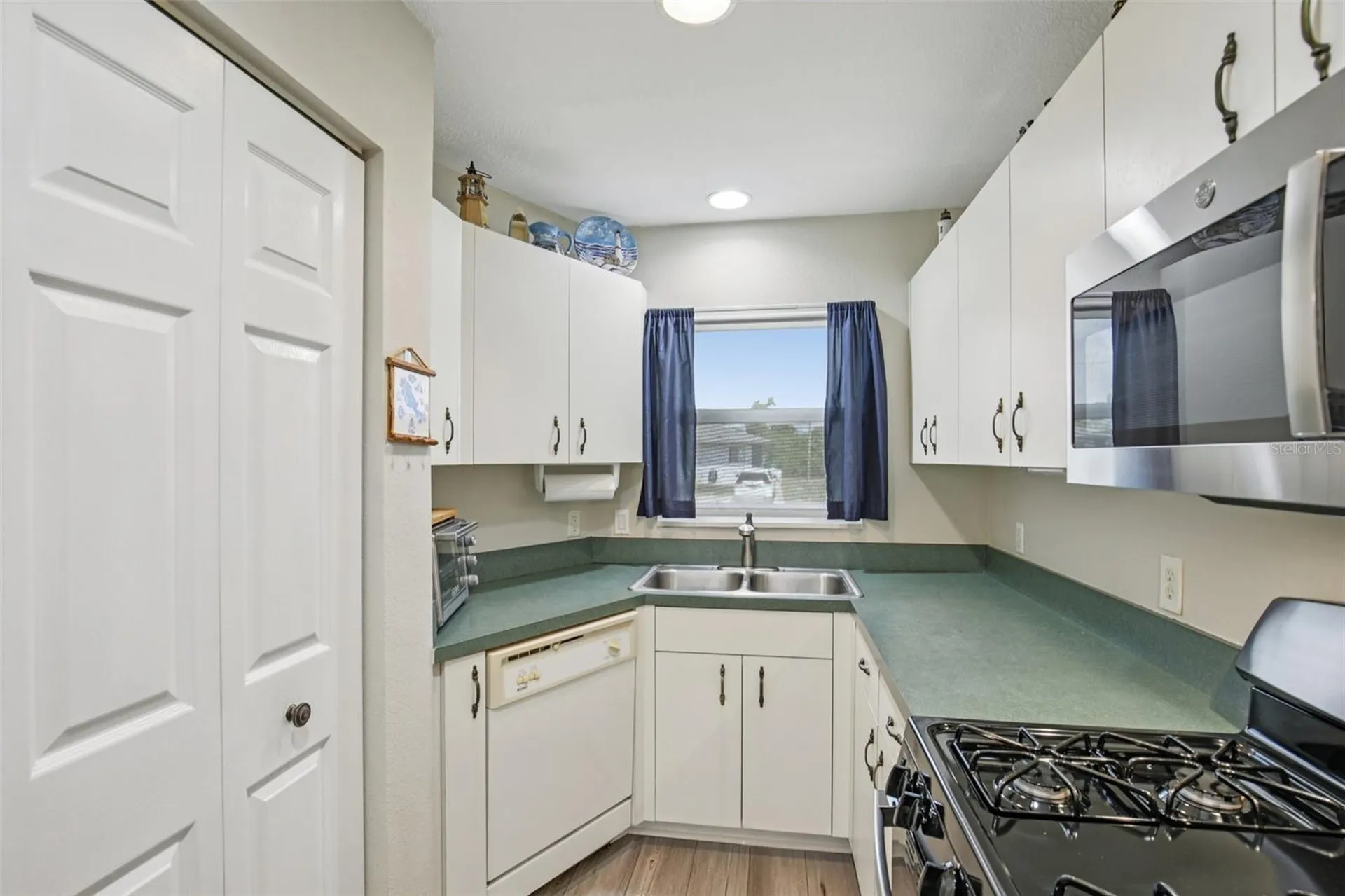 9297 Anita Avenue Englewood FL 34224