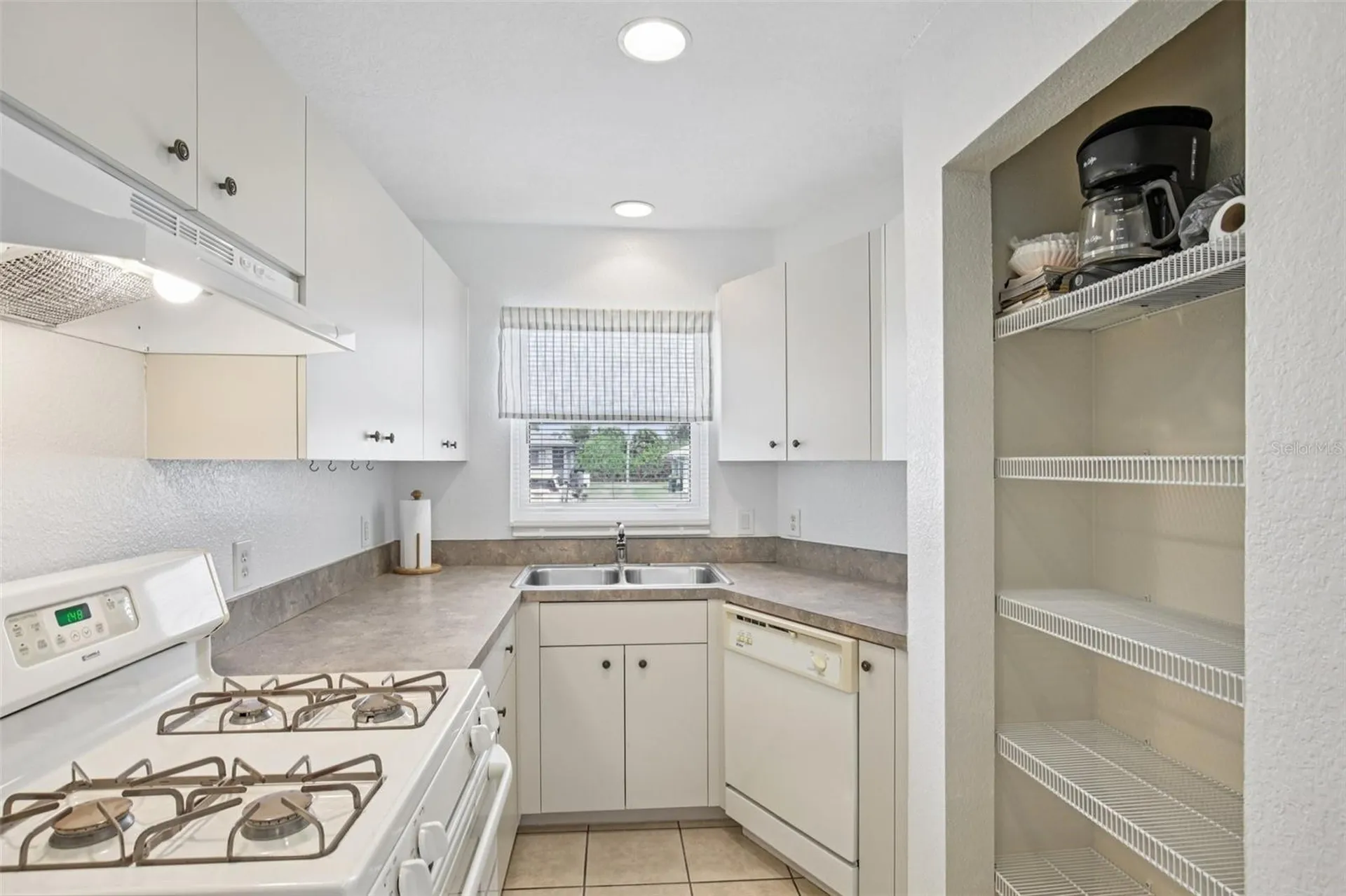 9297 Anita Avenue Englewood FL 34224