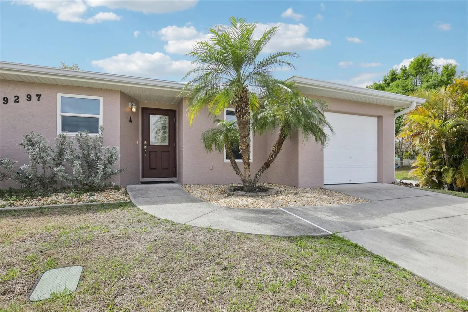 9297 Anita Avenue Englewood FL 34224