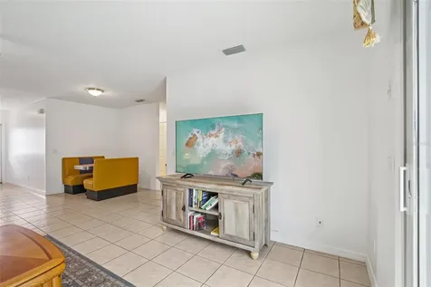 9297 Anita Avenue Englewood FL 34224