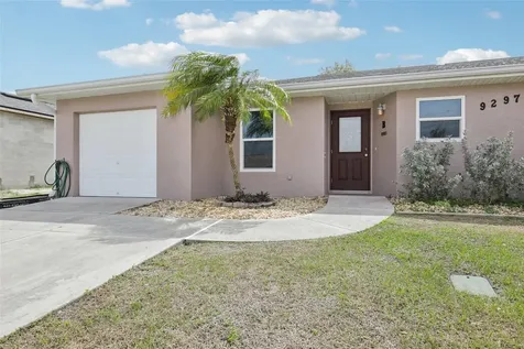9297 Anita Avenue Englewood FL 34224