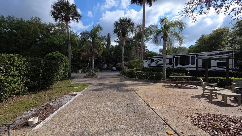 406 Longhorn Drive River Ranch FL 33867