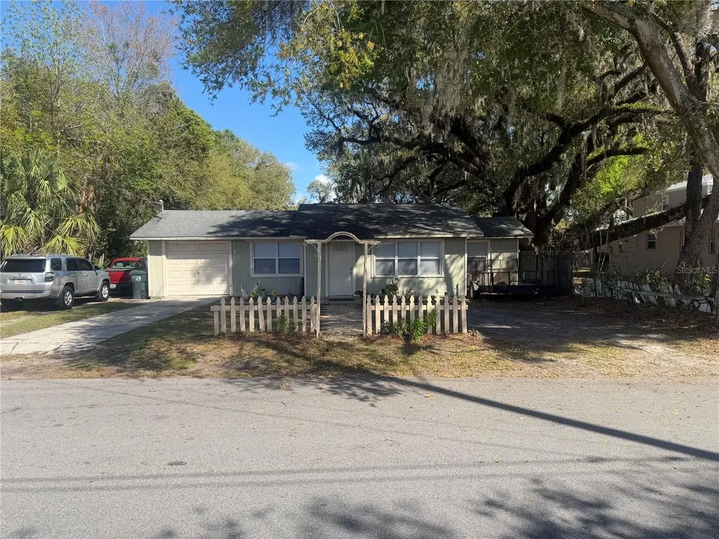 815 Bay Street Kissimmee FL 34744