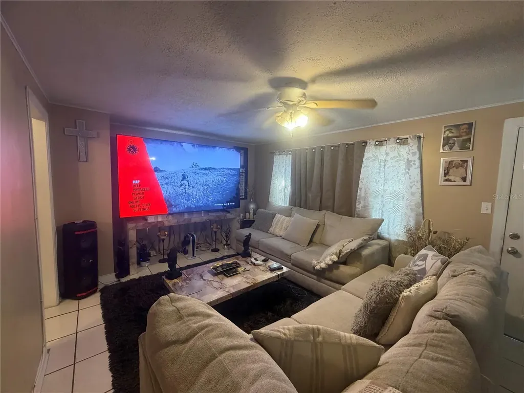 815 Bay Street Kissimmee FL 34744