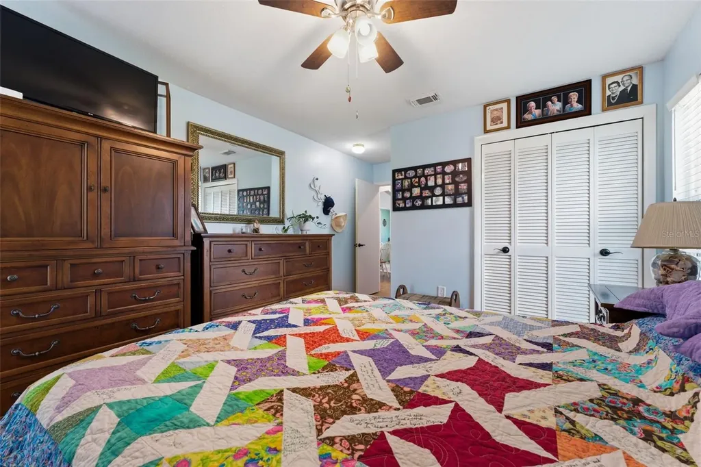 5061 Live Oak Circle Bradenton FL 34207