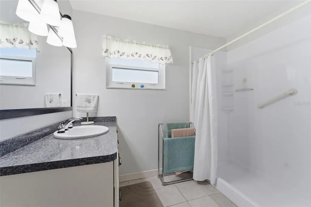 5061 Live Oak Circle Bradenton FL 34207