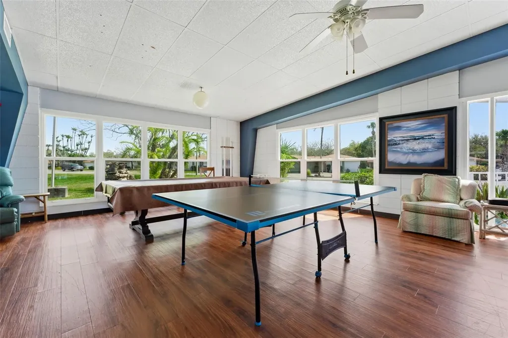 5061 Live Oak Circle Bradenton FL 34207