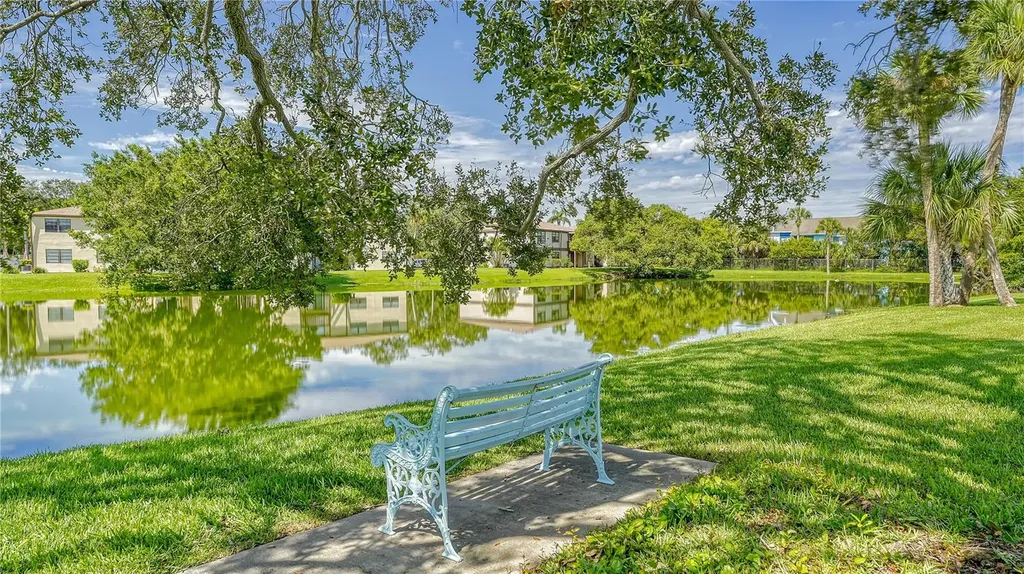 5061 Live Oak Circle Bradenton FL 34207