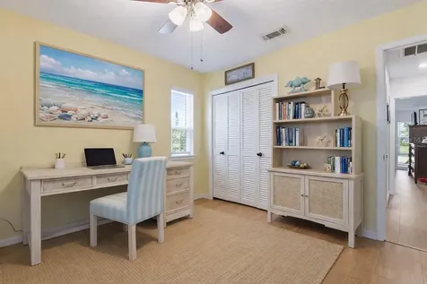 5061 Live Oak Circle Bradenton FL 34207