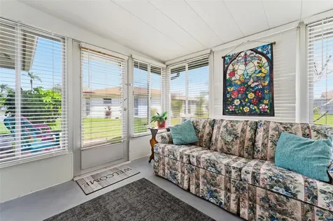 5061 Live Oak Circle Bradenton FL 34207