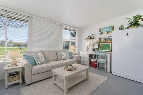 5061 Live Oak Circle Bradenton FL 34207