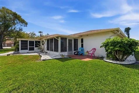 5061 Live Oak Circle Bradenton FL 34207