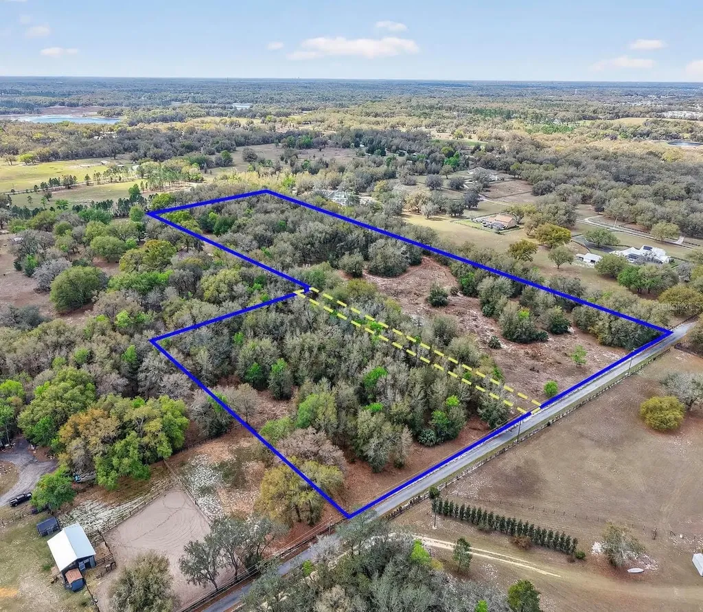 3800 Double D Circle R Lady Lake FL 32159