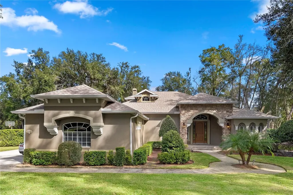 8297 Day Lily Place Sanford FL 32771